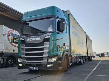 Camion à rideaux coulissants SCANIA S 450