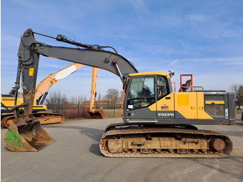 Pelle sur chenille VOLVO EC220EL