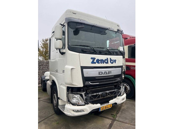 Tracteur routier DAF XF 440