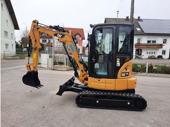 Mini pelle CATERPILLAR 303E