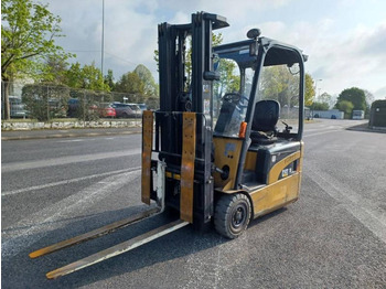 Chariot élévateur électrique CATERPILLAR EP16