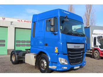 Tracteur routier DAF XF 460