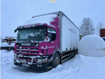 Camion fourgon SCANIA P94