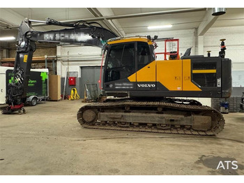 Pelle sur chenille VOLVO EC220EL