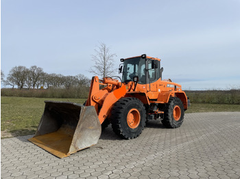 Chargeuse sur pneus DOOSAN DL250