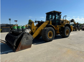 Chargeuse sur pneus CATERPILLAR 962M