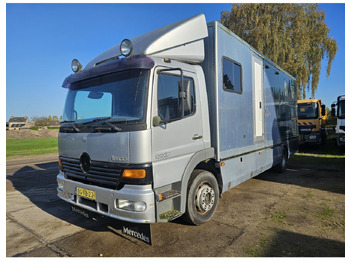 Camion chevaux MERCEDES-BENZ Atego 1217