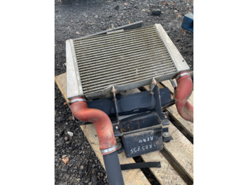 Radiateur RENAULT Ares