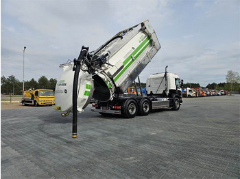 Camion vidangeur SCANIA