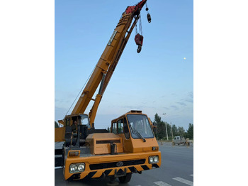 Grue mobile TADANO TG500E