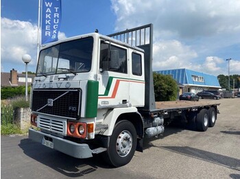 Camion plateau VOLVO F10