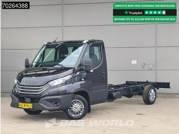 Véhicule utilitaire IVECO Daily 35s18