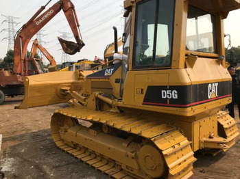 Bulldozer CATERPILLAR D5H