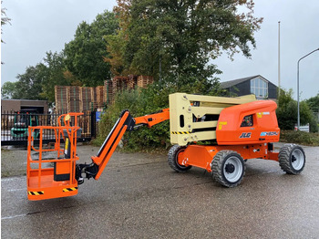 Nacelle articulée JLG