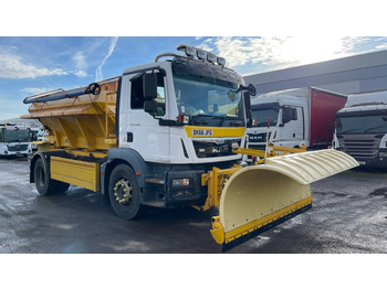 Engin de déneigement MAN TGM 18.250