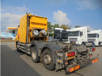 Benne à ordures ménagères DAF 75.240 75 240 6X2: photos 4