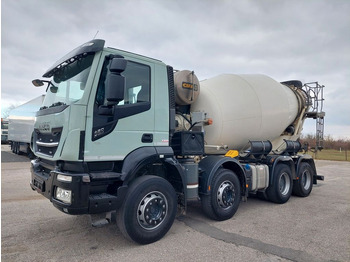 Camion malaxeur IVECO