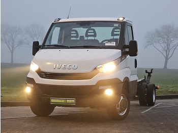 Véhicule utilitaire IVECO Daily 35c14