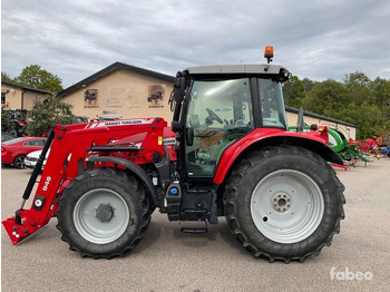 Tracteur agricole MASSEY FERGUSON 5712