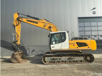 Pelle sur chenille LIEBHERR R 926