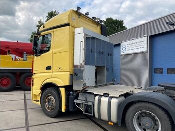 Tracteur routier Mercedes-Benz Actros 3351 6x4: photos 2