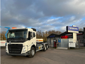 Camion ampliroll VOLVO FM 460