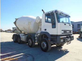 Camion malaxeur LIEBHERR