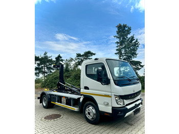 Camion ampliroll FUSO