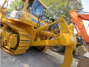 Bulldozer KOMATSU D155