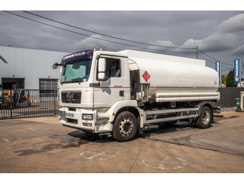 Camion citerne MAN TGM 18.330