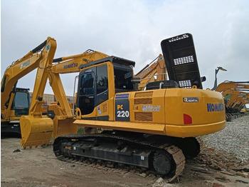 Pelle sur chenille KOMATSU PC220