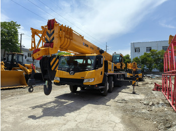 Grue tout-terrain XCMG