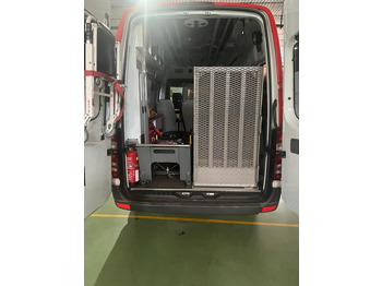 MERCEDES BENZ AMBULANCE FOR DYSABLED PEOPLE Sprinter 313 CDI(15 units) — crédit-bail MERCEDES BENZ AMBULANCE FOR DYSABLED PEOPLE Sprinter 313 CDI(15 units): photos 3