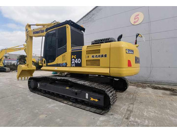 Japan original Komatsu PC240lc-8 digger, medium size hydraulic excavator PC200 PC210 PC220 PC240 for sale — crédit-bail Japan original Komatsu PC240lc-8 digger, medium size hydraulic excavator PC200 PC210 PC220 PC240 for sale: photos 3