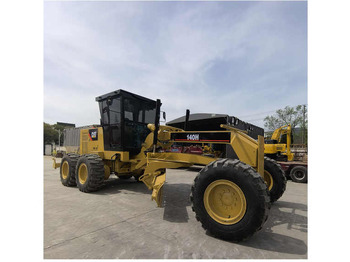 Niveleuse CATERPILLAR 140H