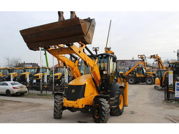 Tractopelle JCB 3CX