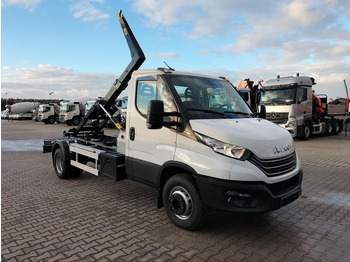 Véhicule utilitaire IVECO Daily 70c18