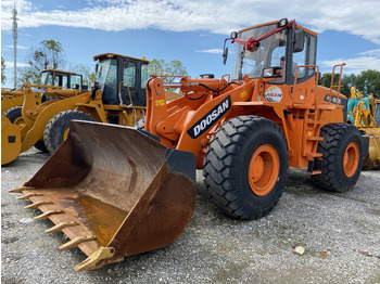 Chargeuse sur pneus DOOSAN