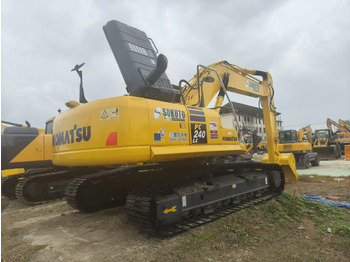 Pelle sur chenille KOMATSU PC240LC-8