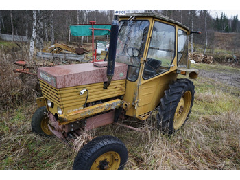 Tracteur agricole VALMET 502