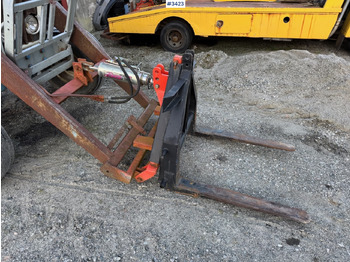 Tracteur agricole 1981 Ford 4600 w/front loader, bucket and pallet fork.: photos 4