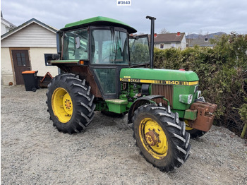 Tracteur agricole JOHN DEERE