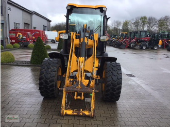 Chargeuse sur pneus JCB 406: photos 3