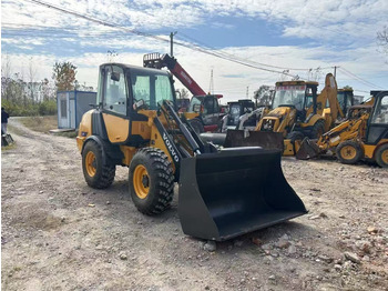 Chargeuse sur pneus Volvo L20F: photos 4