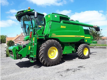 Moissonneuse-batteuse JOHN DEERE T660