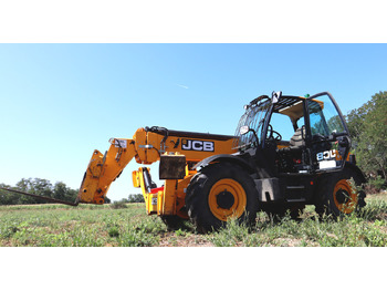 Chargeuse sur pneus télescopique JCB