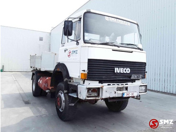 Camion plateau IVECO Magirus