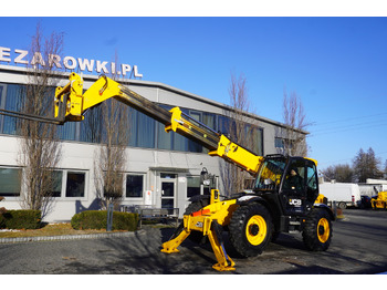 Chargeuse sur pneus JCB