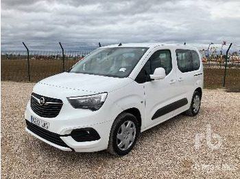 Fourgon utilitaire OPEL