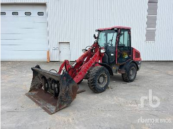 Chargeuse sur pneus JCB 406